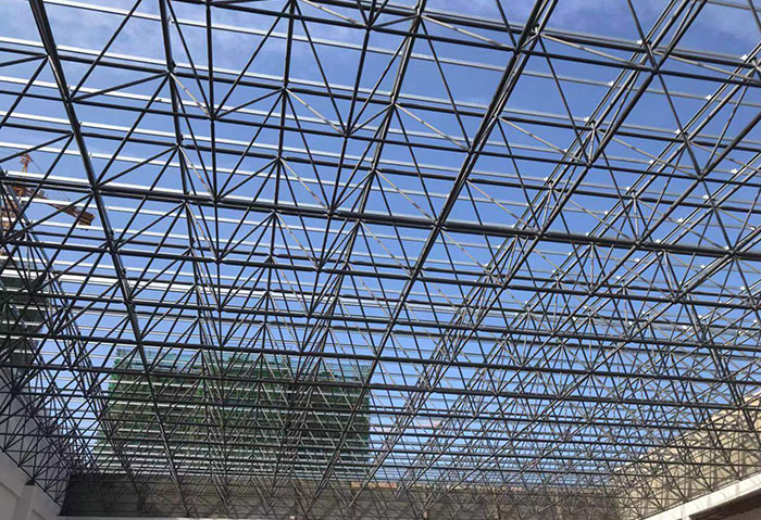 赤峰管桁架结构在高速公路等桥梁工程中的应用分析