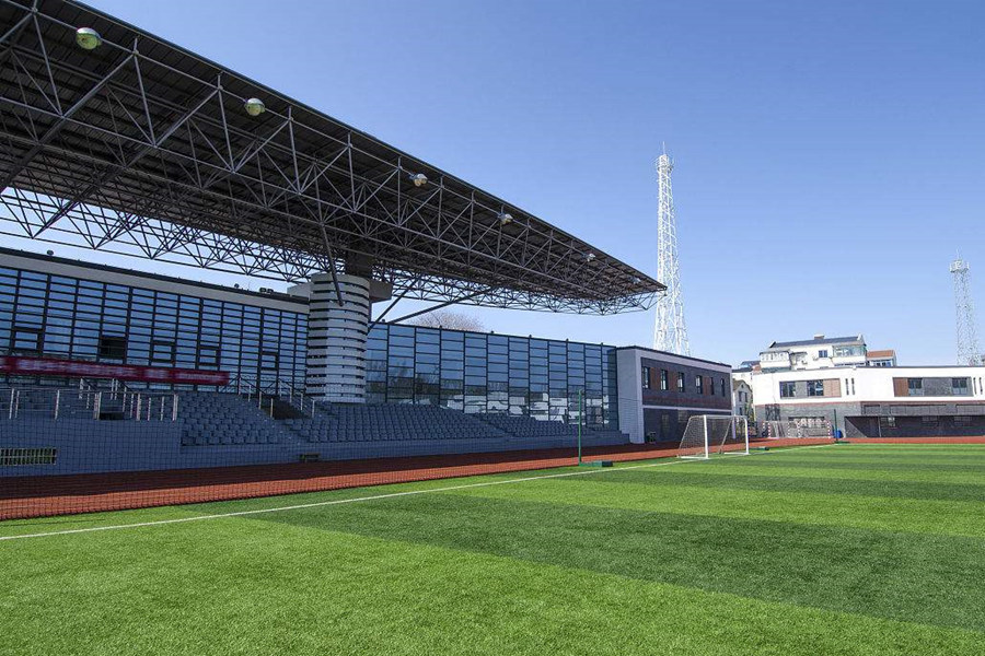 赤峰体育场看台网架工程